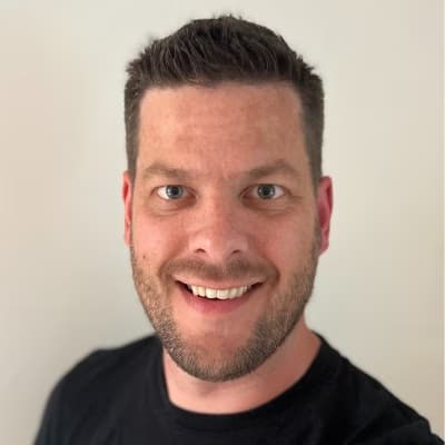 Profile photo of James, AP tutor at Wiingy 