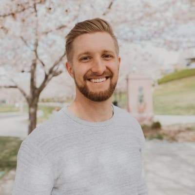 Profile photo of James, Graphic Design & Related Tools tutor at Wiingy 