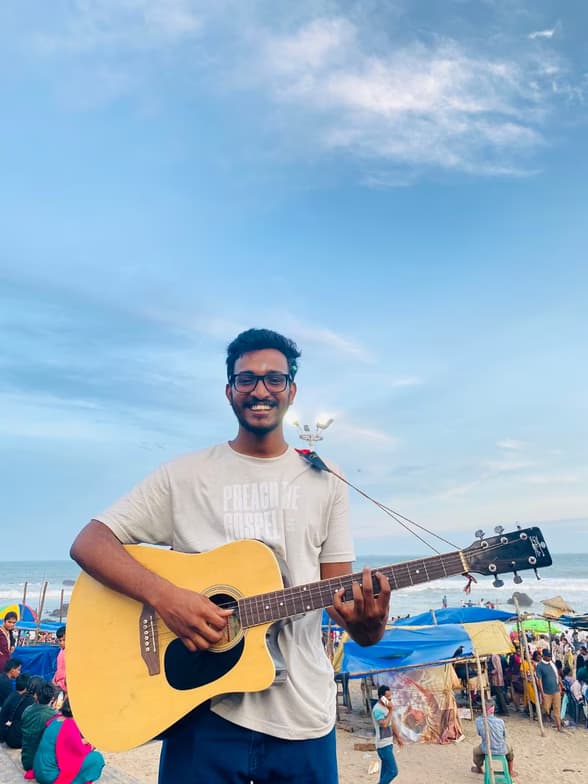 Profile photo of P, Science tutor at Wiingy