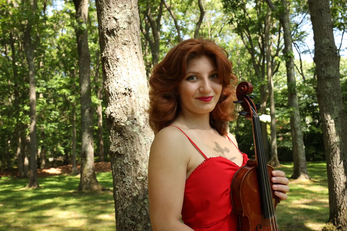 Profile photo of Kiera, Violin tutor at Wiingy