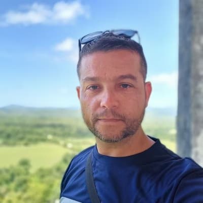 Profile photo of Joel, AP tutor at Wiingy