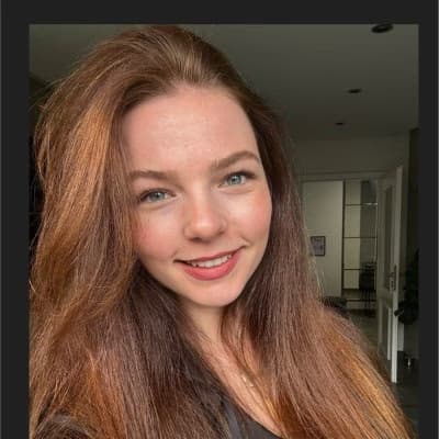 Profile photo of Jolie, Architecture tutor at Wiingy 