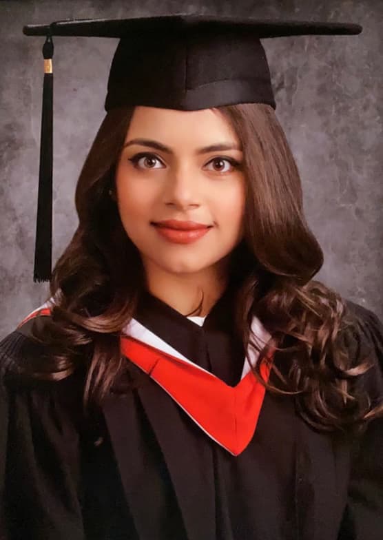 Profile photo of Julia, Economics tutor at Wiingy 