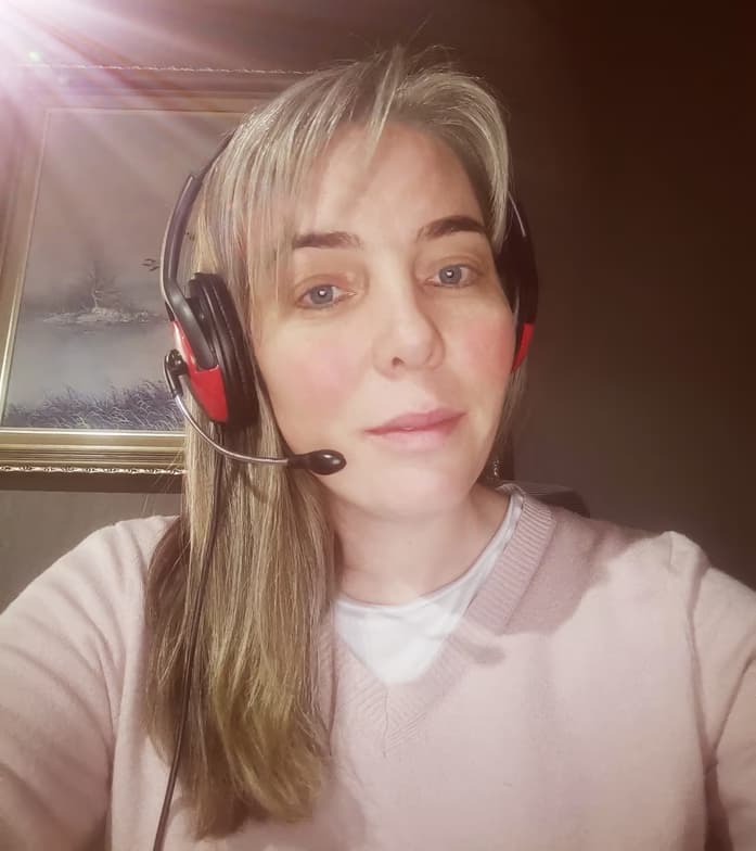 Profile photo of Karin , English tutor at Wiingy 