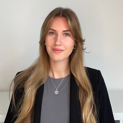 Profile photo of Kayla	, GMAT tutor at Wiingy 