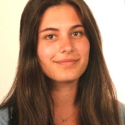 Profile photo of Lavinia, Biology tutor at Wiingy 