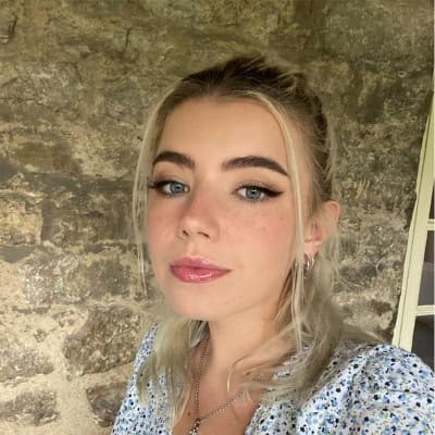 Profile photo of Lavinia	, Spanish tutor at Wiingy 