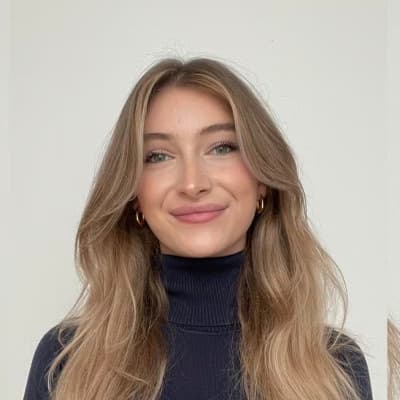 Profile photo of Layla, GMAT tutor at Wiingy 