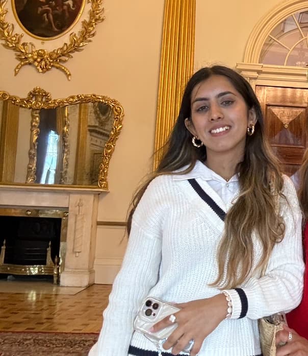 Profile photo of Ayuta, French tutor at Wiingy 