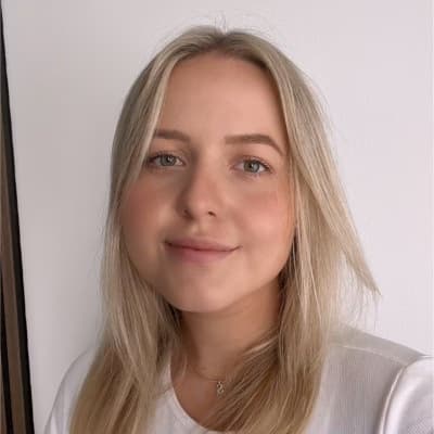 Profile photo of Liana	, AP tutor at Wiingy 