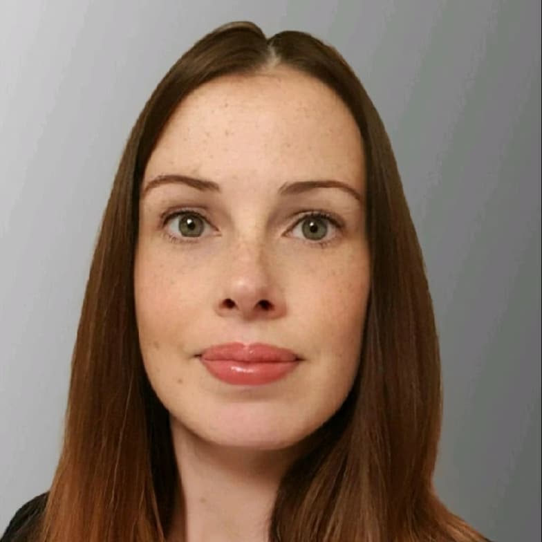 Profile photo of Elodie, Science tutor at Wiingy 