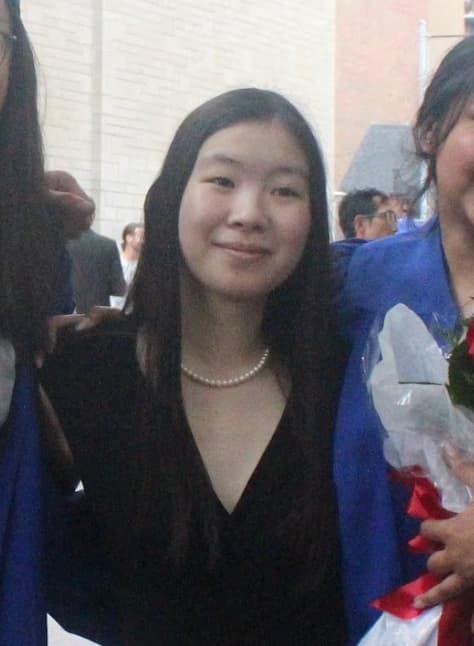 Profile photo of Lilly, English tutor at Wiingy 