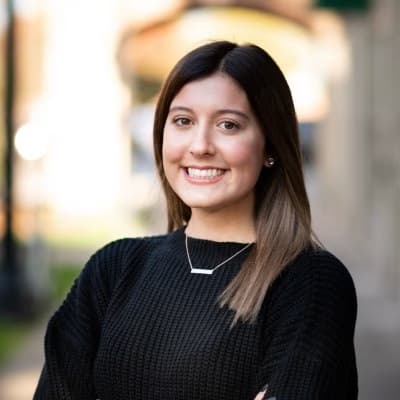 Profile photo of Livia, Chemistry tutor at Wiingy 