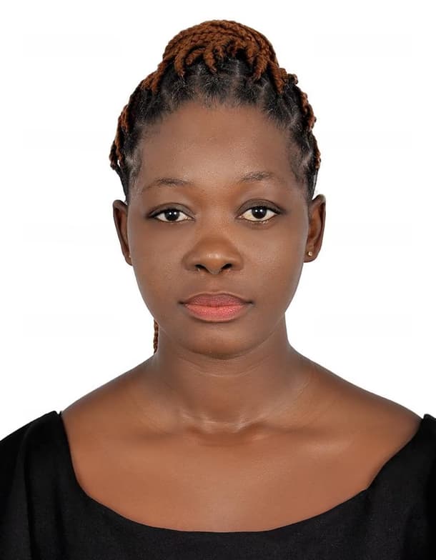 Profile photo of LOIS, French tutor at Wiingy 