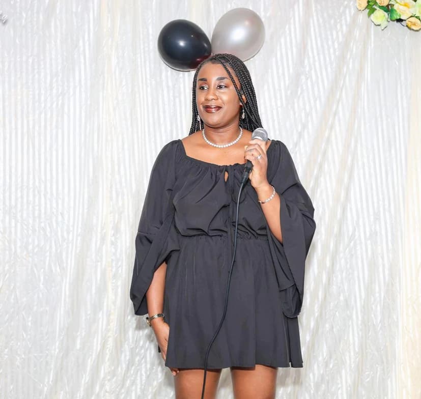 Profile photo of Lola, Singing tutor at Wiingy 