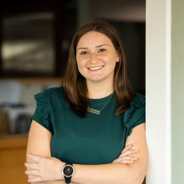 Profile photo of Lucia, Mathematics tutor at Wiingy 