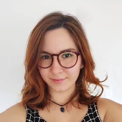 Profile photo of Lucy, English tutor at Wiingy 