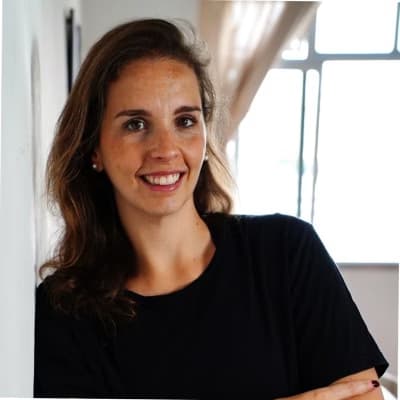 Profile photo of Luna, AP tutor at Wiingy 