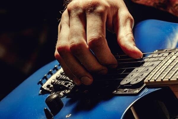 Profile photo of Madeline, Guitar tutor at Wiingy 