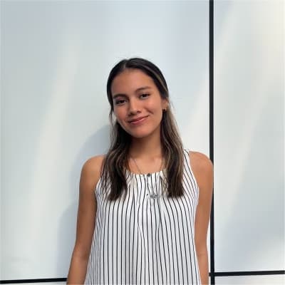 Profile photo of Mae, NAPLAN tutor at Wiingy 