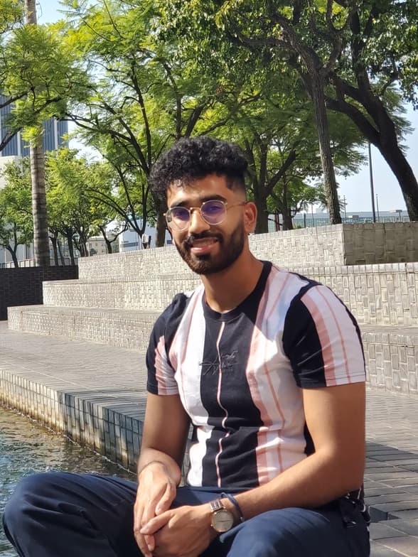 Profile photo of Mahmud, Mathematics tutor at Wiingy