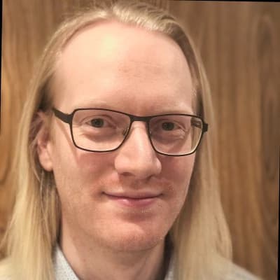 Profile photo of Malcolm, Piano tutor at Wiingy 