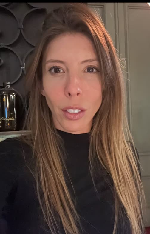 Profile photo of Pia, English tutor at Wiingy 