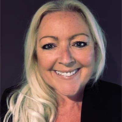 Profile photo of Mia, AP tutor at Wiingy 