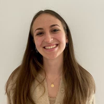 Profile photo of Mia, Computer Science tutor at Wiingy 