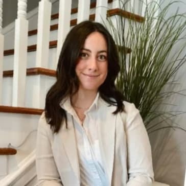 Profile photo of Mila, Architecture tutor at Wiingy 