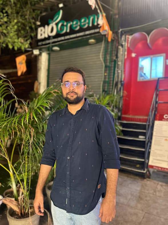 Profile photo of Minesh, Engineering tutor at Wiingy 