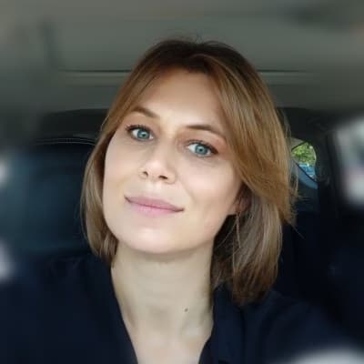 Profile photo of Mira, Physics tutor at Wiingy 