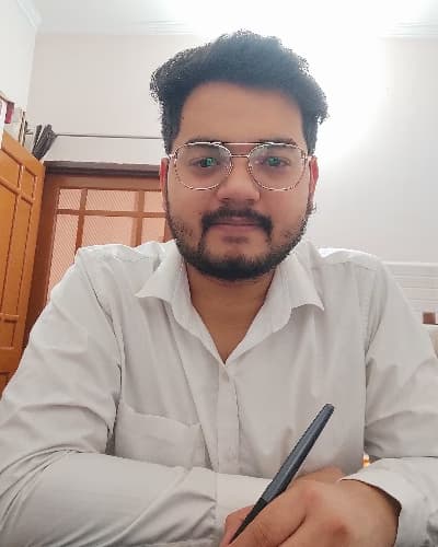 Profile photo of Rohit , Engineering tutor at Wiingy