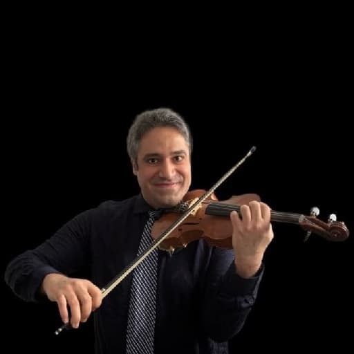 Profile photo of Michael, Violin tutor at Wiingy 