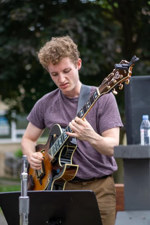 Profile photo of Jacob, Guitar tutor at Wiingy 