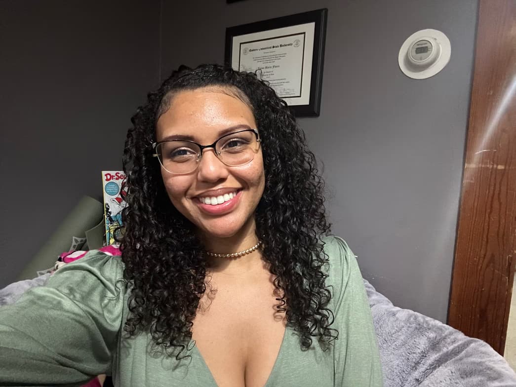 Profile photo of Luisa, English tutor at Wiingy 