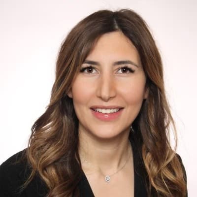 Profile photo of Nadine, Physics tutor at Wiingy 