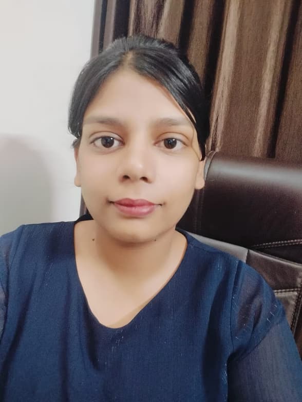 Profile photo of Neha, Science tutor at Wiingy