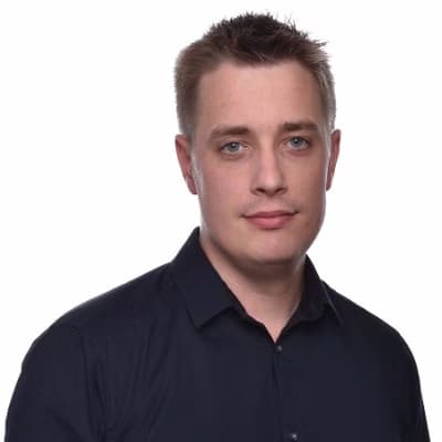 Profile photo of Neil, Guitar tutor at Wiingy 