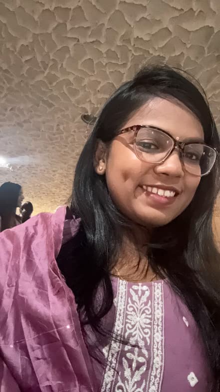 Profile photo of Niki, Mathematics tutor at Wiingy 