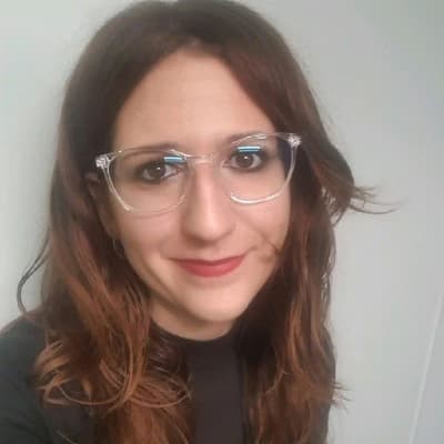 Profile photo of Nina	, AP tutor at Wiingy 