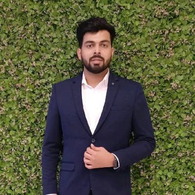 Profile photo of Nivaan, Yoga tutor at Wiingy 