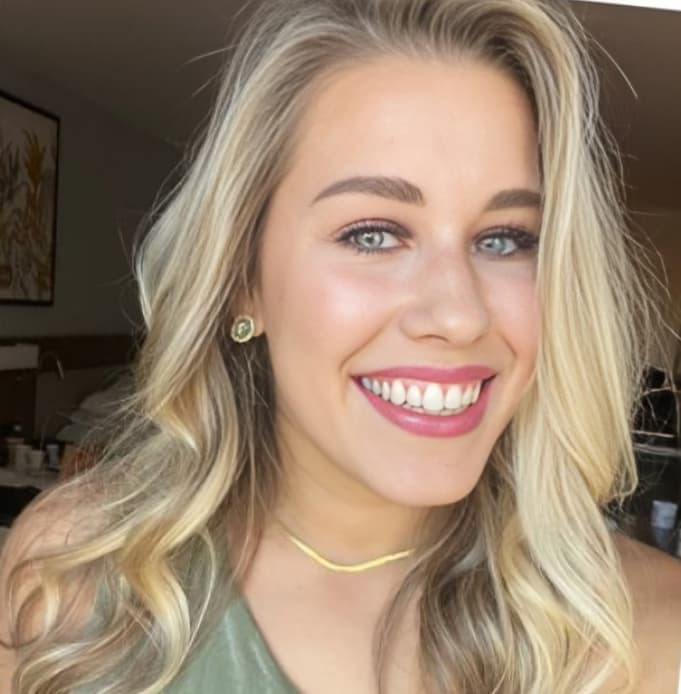 Profile photo of Seren, Architecture tutor at Wiingy 