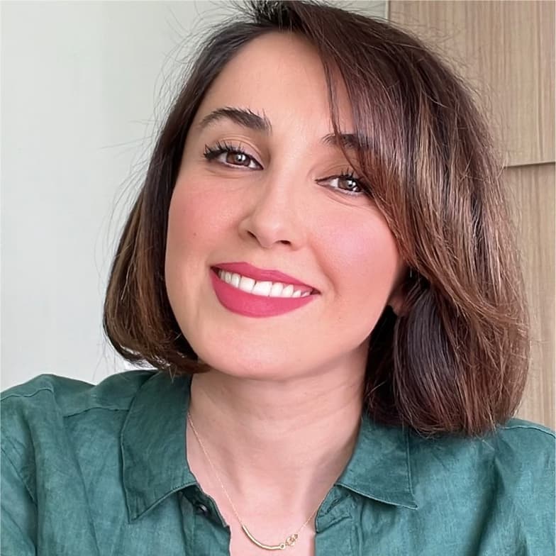 Profile photo of Zephyr, Economics tutor at Wiingy 