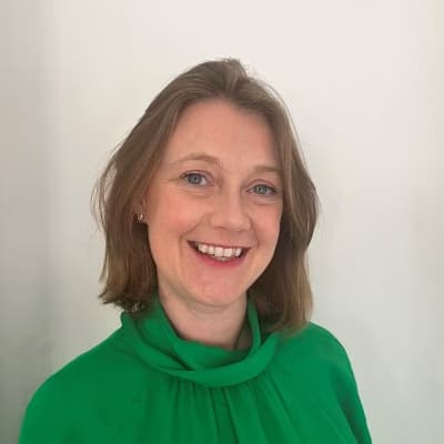 Profile photo of Nova, Singing tutor at Wiingy 