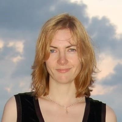 Profile photo of Olivia, Architecture tutor at Wiingy 