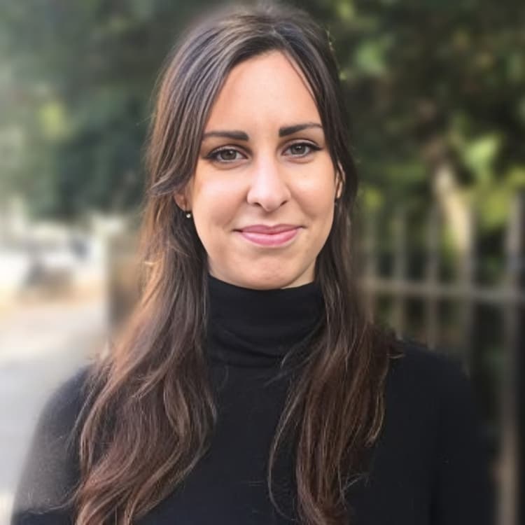 Profile photo of Ophelia, AP tutor at Wiingy 