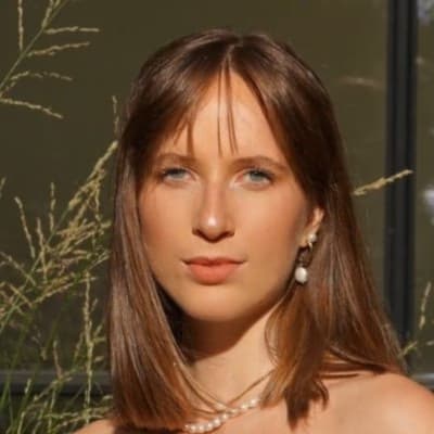 Profile photo of Orinthia	, Chemistry tutor at Wiingy 