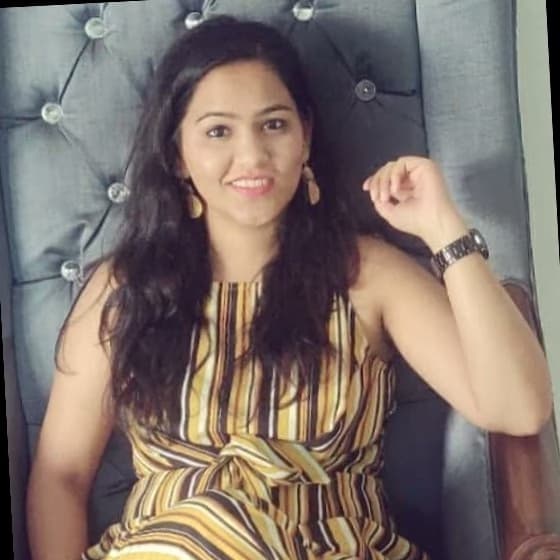 Profile photo of Panika, Economics tutor at Wiingy