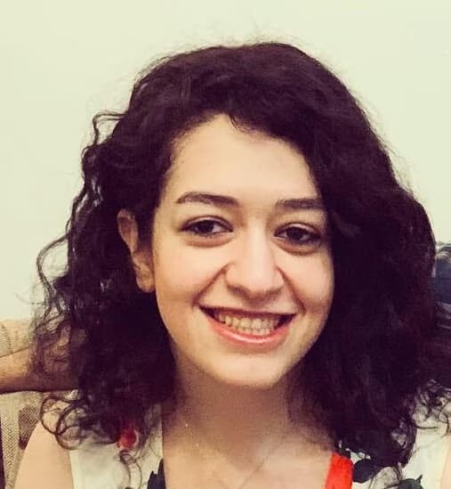 Profile photo of Pegah, Spanish tutor at Wiingy 